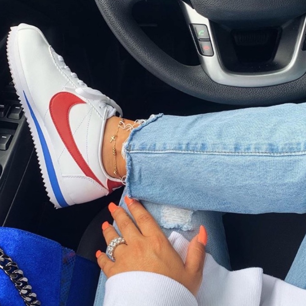 NIKE Basic Cortez Leather Sneakers Shoes New - Picture 2 of 14
